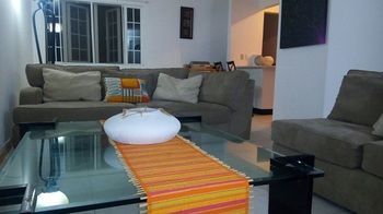Signature Skys Guest Apartments Кингстън Екстериор снимка